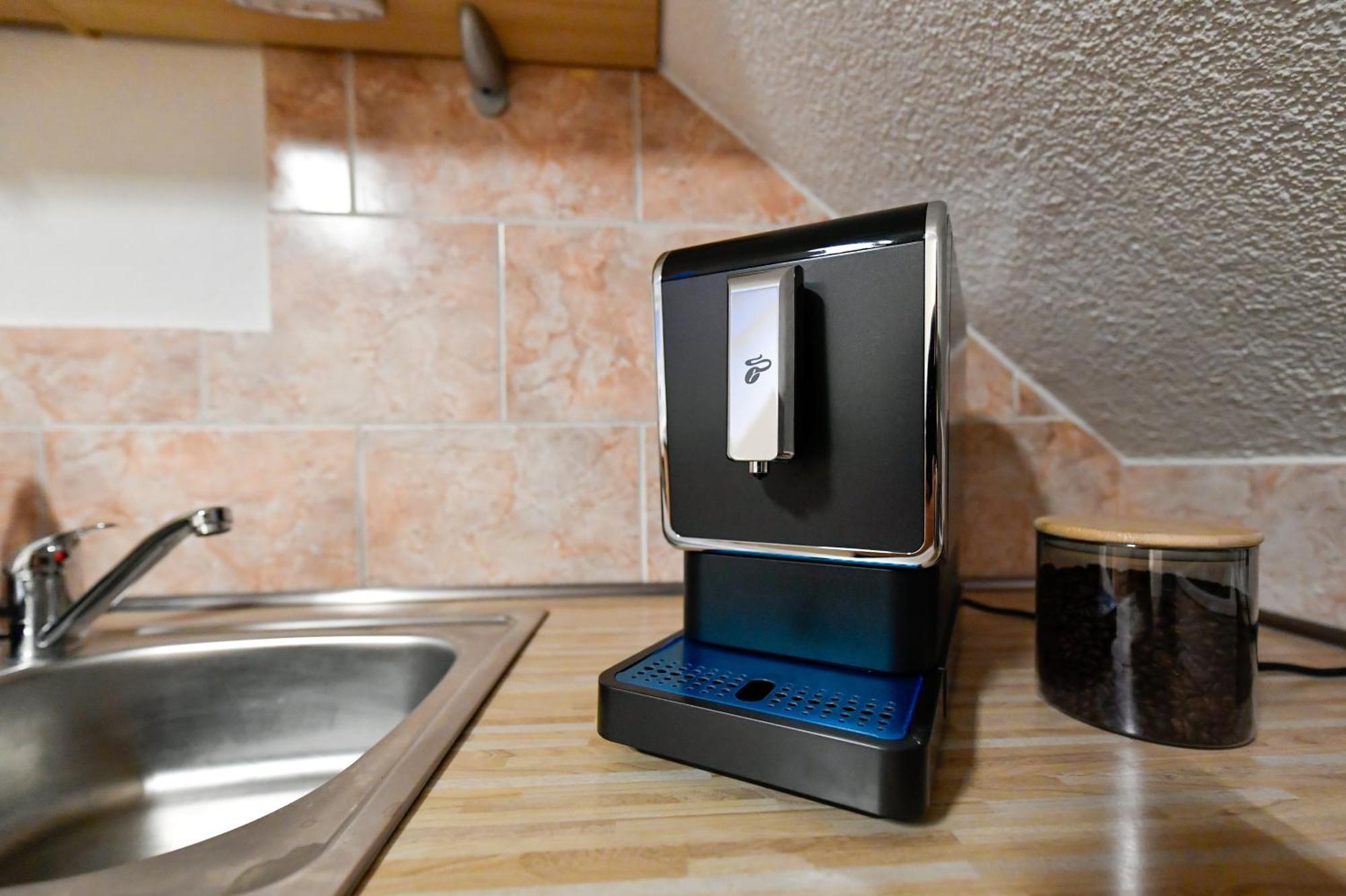 Grosses Spree Apartment, 3 Schlafzimmer Bis 10 Personen, 4X Kfz Parkplatz, Terrasse, Waschtrockner, Wlan, Netflix Cottbus Exteriér fotografie